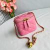 Bolsa Mini Caja Cuadrada Pequeña Transfronteriza Bolso Rojo Versátil Nuevo Moda Cadena Estilo Chanel Pequeño Bolso Cruzado con Bola Dorada
