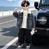 Jaqueta Jeans com Pelúcia Outono e Inverno para Meninos 2026 Inverno Nova Estilosa Personalidade Jaqueta Jeans com Pelúcia Top