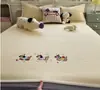 Juego de tres piezas de alfombrilla refrigerante de seda helada tipo gofre clase a con correas para niños, alfombrilla de seda helada de verano, alfombrilla suave con aire acondicionado