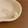 Anel de Camélia com Pérola para Mulheres, Estilo Ins de Alto Padrão de Design de Nicho, Anel Aberto de Luxo Leve, Anel de Flor Versátil