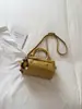 Bolso de mano de diseño de moda de nicho popular transfronterizo para mujer, nuevo y elegante bolso cruzado de alta gama para 2026