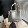 Bolsa Transversal Moda Primavera 2026 Bolsa de Ombro Simples para o Dia a Dia Bolsa de Mão Estilo Novo de Nicho de Luxo Bolsa Saco