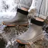 Botas de Chuva Curtas Antiderrapantes da Moda Sapatos Botas de Chuva Impermeáveis para Exterior Sapatos de Borracha Resistentes ao Desgaste para Trabalho na Cozinha Pesca Sapatos de Água