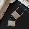 Bolsa Tejida Edad Media Collar Largo Mujer 2024 Nuevo Sentido del Diseño Cadena Lanosa Nicho Único Accesorios Combinables