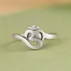 Anillo de plata de ley S925 con diseño retro de ciervos, joyería transfronteriza, palabra Sutra Om, anillo de plata para mujer con escritura sánscrita.