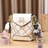 Bolsa de Fabricante Bolsa de Ombro Feminina 2025 Nova Moda Primavera e Verão Estampa Pequena Linha Bordada Bolsa para Celular Grande Capacidade Peça Única Envio Direto