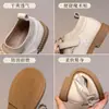 Sapatos de Couro Estilo Britânico para Meninas 2026 Novo Modelo Outono Inicial Sola Macia Princesa Estudante Couro Macio Preto Moda Sapatos de Performance