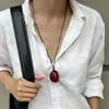 Collar Largo de Cuentas de Resina Geométricas Minimalistas, Diseño de Nicho con un Toque de Lujo, Cadena para Suéter, Accesorio Versátil de Lujo Ligero a la Moda