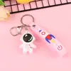 Chaveiro de Boneco 3D Desenho Animado Lembrança Chaveiro Pingente de Carro Brinquedo de Resina PVC Pingente de Bolsa