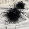 Nuevo producto de otoño: pinza de plumas negras, pinza de pelo de tiburón de alta gama, pinza para el pelo de avestruz, accesorios para el cabello sencillos y populares.