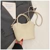 2026 Nova Moda Coreana Bolsa Saco Estilo Cesta Versátil Bolsa de Mão Texturizada Simples Bolsa de Ombro Tendência