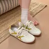 En Stock Populares Zapatos Deportivos Casuales Estilo Alemán para Entrenamiento, Versátiles Zapatos Planos con Cordones en Bloques de Color para Mujer, Tenis Ligeros para Estudiantes