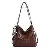 2026 Nova Moda Casual Estilosa Simples Personalidade Design Bolsa Tote Feminina Tendência Grande Capacidade Mochila para o Dia a Dia