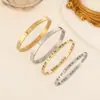 Pulsera Popular de Diseño de Nicho Transfronterizo de Acero de Titanio con Números Romanos Incrustados de Diamantes para Mujer, Pulsera de Pareja de Alta Gama y que No se Desvanece