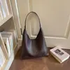 Bolsa de ombro grande com padrão trançado de moda retrô para mulheres, novo modelo de verão 2026, bolsa de axila, bolsa de mão simples para mulheres