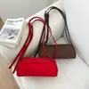Bolsa de Tecido de Nylon Retrô Outono e Inverno Feminina 2026 Novo Estilo Tendência Moda Versátil Bolsa Transversal Super Quente Bolsa de Ombro Único para Axila