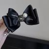 Nuevo estilo Tiktok: moño estilo Camellia Chanel con bola de lazo y pinza de tiburón, elegante accesorio para el cabello que combina con todo.