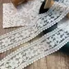 4,5cm Renda Guipir Branca Exquisita com Bordado Vazado para Acessórios de Cabelo, Bolsas, Chapéus, Roupas Materiais de Patchwork DIY