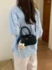 Bolsa pequena quadrada acolchoada estilo coreano para mulheres, moderna para o trabalho, nova bolsa de ombro e transversal casual de alta qualidade e tendência para o verão 2026