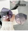 Gafas de sol sin marco poligonal de moda europea y americana para mujer, estilo coreano, con montura grande, cara redonda, estilo callejero, elegantes y modernas para fotografía.