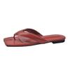 Chanclas de moda de pata de cerdo de suela blanda para mujer, verano 2025, nuevo, versátiles, de dedo, para playa, antideslizantes, planas