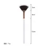 Em Estoque na Fábrica Pincel Único Pequeno em Forma de Leque, Pincel para Pó, Pincel para Máscara, Pincel Iluminador Facial, Pincel para Ácido Frutícola com Cabo de Madeira e Cerdas Macias