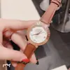 Reloj de pulsera pequeño para mujer, estilo francés, con patrón romano tallado, venta al por mayor