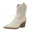 Botas de Mujer Juyuan 2026 Nuevas de Gran Tamaño Bordadas de Caña Baja Deseo Botas de Cuero para Mujer Amazon con Tacones Gruesos y Bordado