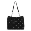 Bolsa de veludo transfronteiriça casual de grande capacidade, novo estilo outono/inverno, bolsa de ombro versátil, bolsa tote de laço da moda