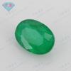 Anillo ovalado con piedra desnuda de esmeralda colombiana sintética en forma de huevo de Huagang Gem, adorno de anillo con gema de cuentas
