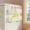 Estante de refrigerador de cocina multi-funcional de almacenamiento y uso doméstico multicapa sin perforación bolsa de film transparente y cesta de almacenamiento para condimentos