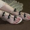 Sandálias de Salto Grosso Estilo Fada Francesa Verão Novo Estilo com Saia Bico Aberto Laço Sola Macia Não Cansativas Sandálias Romanas