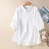 Camisa/top casual simples de algodão e linho, cor sólida, bordado pesado, manga curta, verão, gola polo leve, corte solto, vestuário feminino