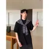 Nova Marca Tendência Estilo Americano Roupa Masculina Limpa e Estilosa com Camiseta Falsa de Duas Peças e Camiseta Xadrez de Manga Curta para um Look Estiloso