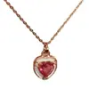 Lujo Ligero Gama Alta Estilo Vintage Corazón de Nácar Blanco Rubí Collar Retro Nicho Versátil Exquisito Moda Cadena para Clavícula