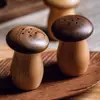Caja creativa retro de palillos con forma de hongo para uso doméstico, madera de nogal de aspecto elegante, adornos de lujo accesible de estilo antiguo chino, exquisitos y lindos