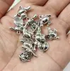 Accesorios para Joyería DIY Colgante Retro de Plata Tibetana Colgante Perro Canela Accesorios para Pulsera Collar Material de Cristal Venta al por Mayor