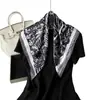 Bufanda Fina de Seda 2026 Primavera/Verano 70cm Bufanda Cuadrada Pequeña para Mujer Bufanda de Seda Nueva Estampada Versátil Elegante Bufanda para el Cuello Venta al por Mayor