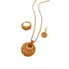 Elegante Collar Colgante Estilo Tang Rojo Corindón Incrustado con Pedrería, Diseño de Rosquilla Hueca, Mismo Estilo que en Joyerías, Juego al por Mayor