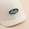 Súper Lindo Sombrero de Béisbol para Bebés de 1 a 3 Años con Letras de la Suerte, Gorra Infantil de Ala Corta, Sombrero de Sol de Verano, Transfronterizo