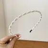 2025 Verão Estilo Fada Headband de Pérola Feminina High-End Mais Fácil de Combinar Acessório de Cabeça Doce e Casual Celebridade da Internet Elástico de Cabelo Atacado