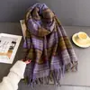 Bufanda Nueva de Cuadros Retro Imitación Cachemir con Borlas Otoño e Invierno Chal de Alta Gama Moda Versátil Cálido para Damas