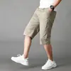 Modelos Populares de Verão Disponíveis em Grandes Quantidades. Shorts de Sarja Lavada de Três Quartos para Homens de Meia-Idade. Calças Cargo de Algodão Puro com Múltiplos Bolsos para Homens