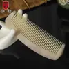 Venta al por mayor de fábrica color natural peine de cuerno con garra 13 cm de ancho peine de media luna bolsa peine de garra peine para el cabello