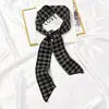Novo Lenço Pequeno de Lã Macia Estilo Coreano para Menina Quente Tricotado Pequeno para Pescoço Manga de Pescoço Moda Outono e Inverno Lenço Pequeno