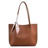 Bolso de gran capacidad para mujer, nuevo bolso de hombro tote de verano para mujer, bolso grande simple para madre e hijo, bolso de axila de alto sentido para mujer