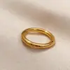 Diferentes Estilos de Anéis Lisos para Homens e Mulheres, Não Desbota, Anéis Versáteis para Casais, Aço Titânio, Estilo Clássico Novo Chinês