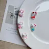 Serie de Delantales Lindos de Dibujos Animados Estilo Japonés Kitty Accesorios de Resina al por Mayor Clip para Flequillo de Niña Llavero Adornos DIY