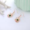 Aretes de Navidad Aretes de botón de Navidad Copo de nieve Año Nuevo Dibujos animados Árbol de Navidad Aretes colgantes Lote mixto Elementos navideños