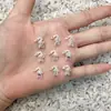 Accesorios de Uñas de Pato Asado de Moda Populares DIY Lindo Pato Animador Energía Positiva Accesorios para Uñas Portátiles Venta al por Mayor